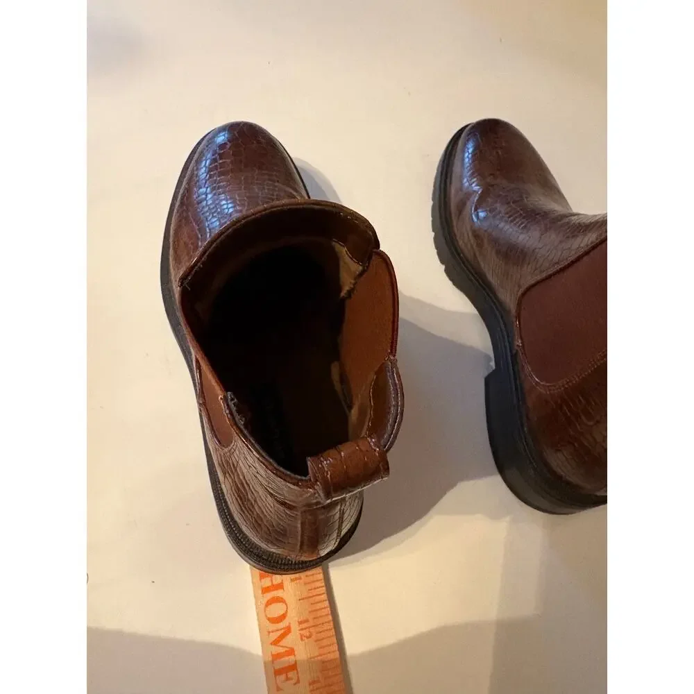 Chelsea boots size 38  brown and black